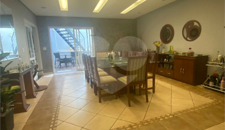 Casa à venda com 4 suítes no condomínio Okinawa, Paulínia - SP
