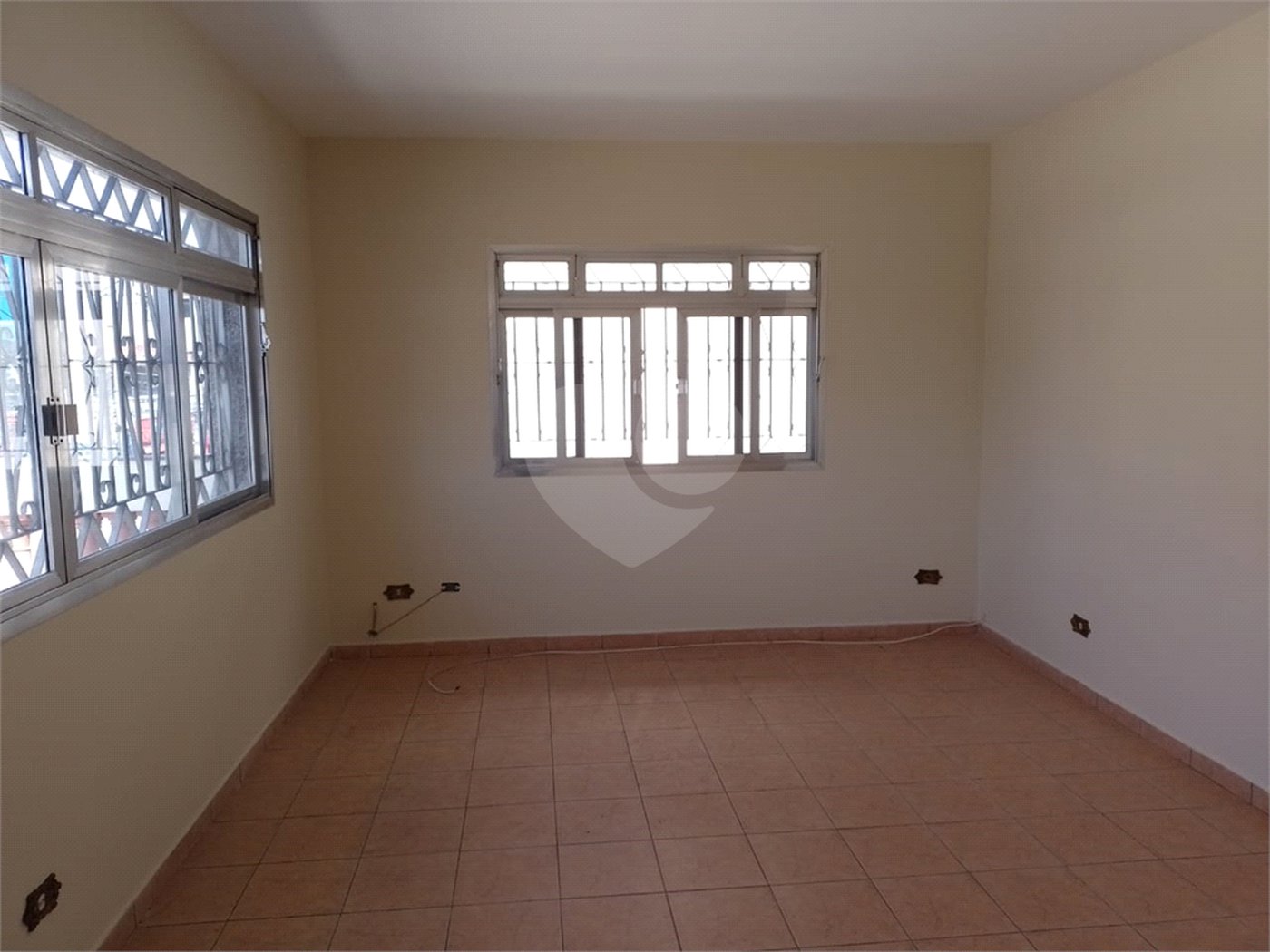 Sobrado à venda com 2 quartos, sendo 1 suíte, em Vila Nova Cachoeirinha, São Paulo, SP