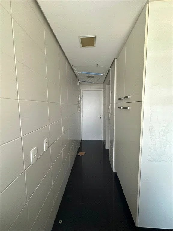Apartamento à venda com 3 quartos, sendo 1 suíte, em Brooklin Paulista, São Paulo, SP