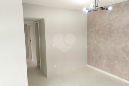 Apartamento à venda com 3 quartos, sendo 1 suíte, em Rio Comprido, Rio de Janeiro, RJ
