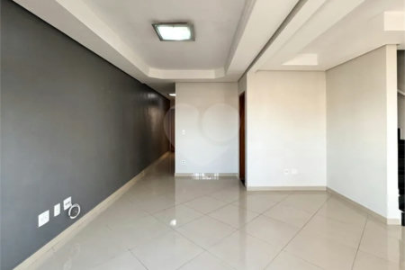 Casa à venda com 3 suítes em Água Fria, São Paulo, SP