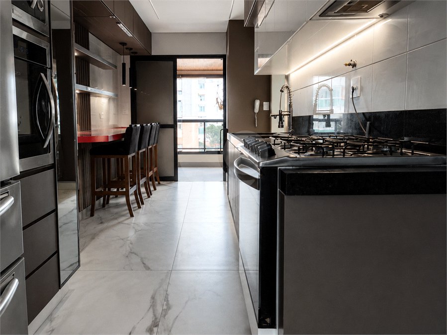 Apartamento à venda com 3 suítes em Santana, São Paulo, SP