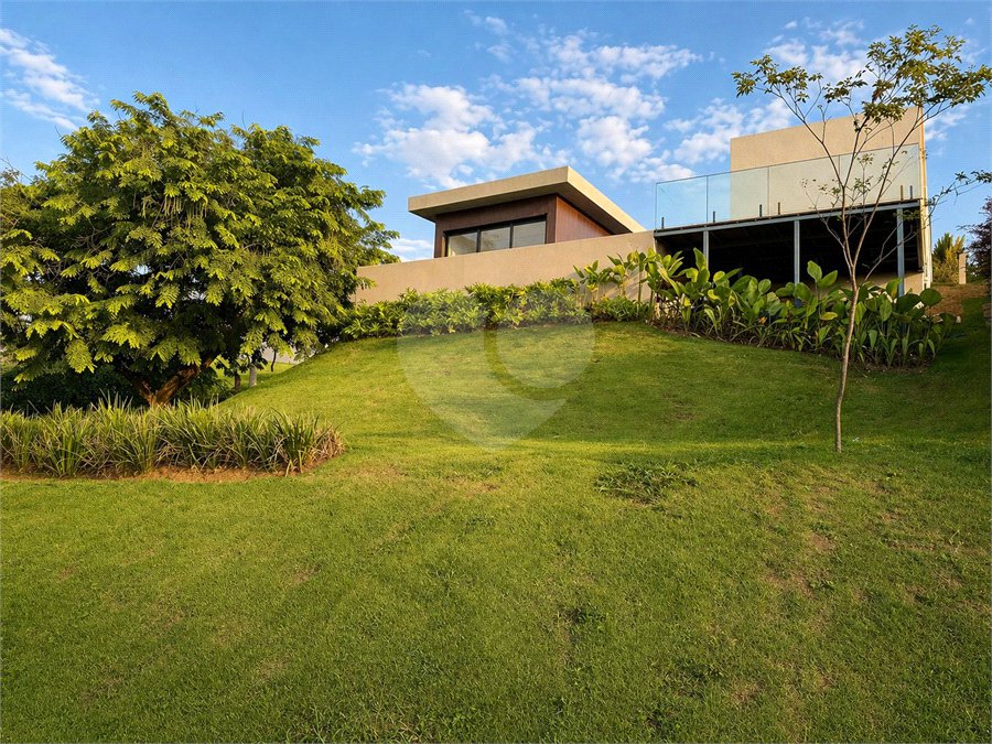 Casa à venda com 4 suítes no condomínio Terras de Santa Tereza, Itupeva - SP