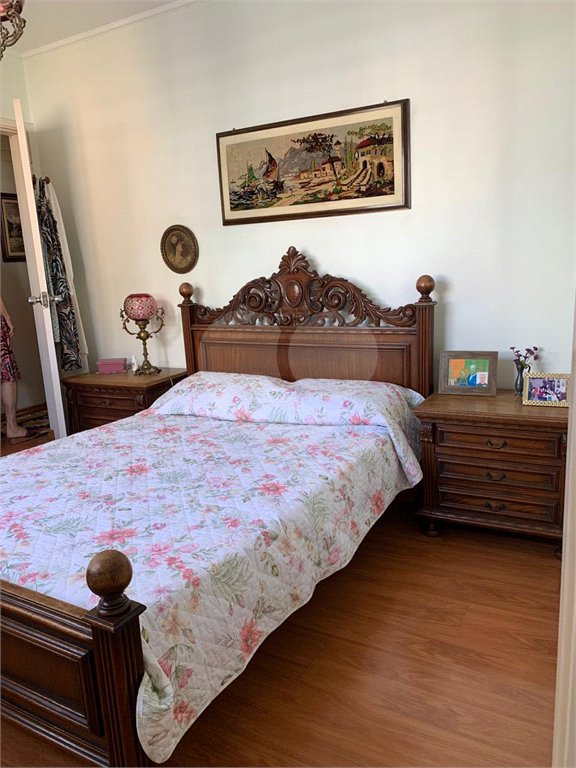 Apartamento à venda com 3 quartos, sendo 1 suíte, em Vila Clementino, São Paulo, SP