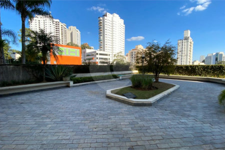 Apartamento à venda com 3 suítes em Vila Andrade, São Paulo, SP
