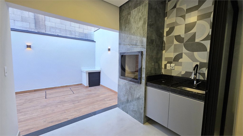 Casa à venda com 3 quartos, sendo 1 suíte, no condomínio Horto Florestal Villagio, Sorocaba - SP
