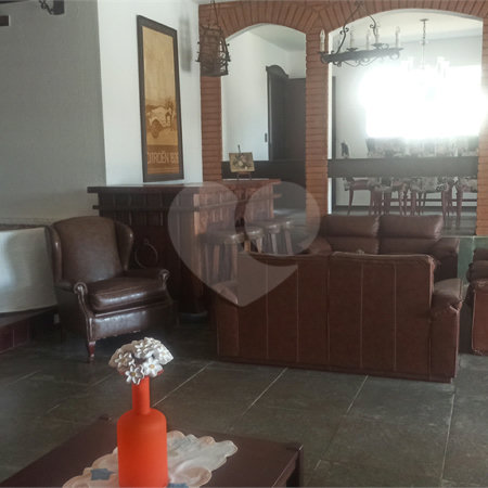 Casa à venda com 4 quartos, sendo 3 suítes, em Jardim Itaperi, Atibaia, SP