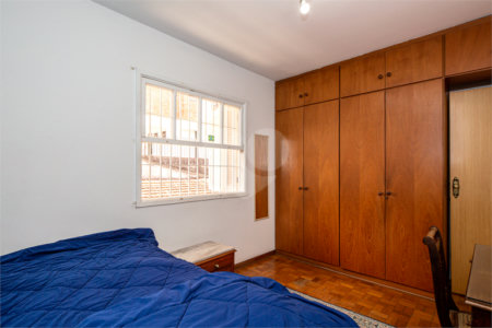 Casa à venda com 3 quartos, sendo 1 suíte, em Campo Belo, São Paulo, SP