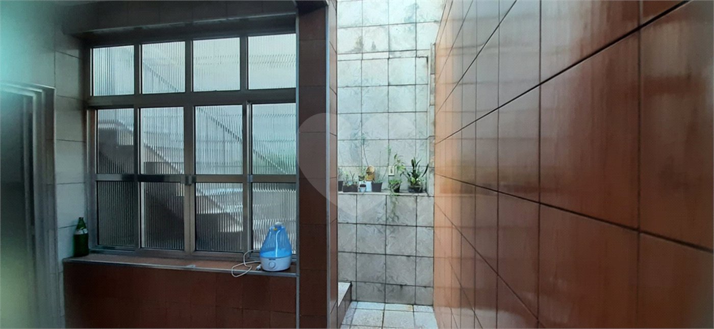 Sobrado à venda com 3 quartos em Jardim Guairaca, São Paulo, SP