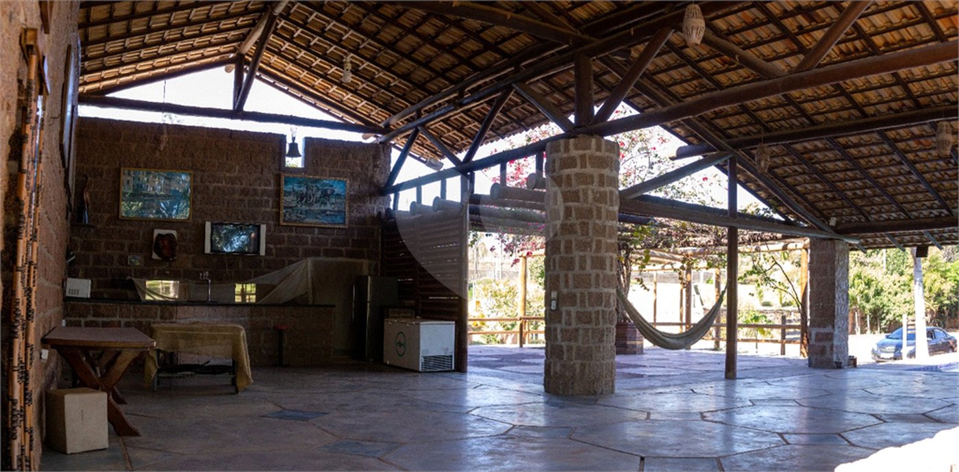 Sítio à venda com 19 quartos, sendo 4 suítes,  em Parque da Grama, Indaiatuba, SP