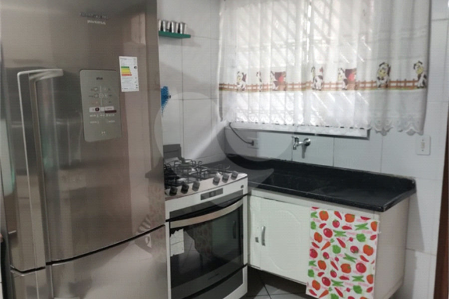 Sobrado à venda com 2 suítes em Vila Carrão, São Paulo, SP