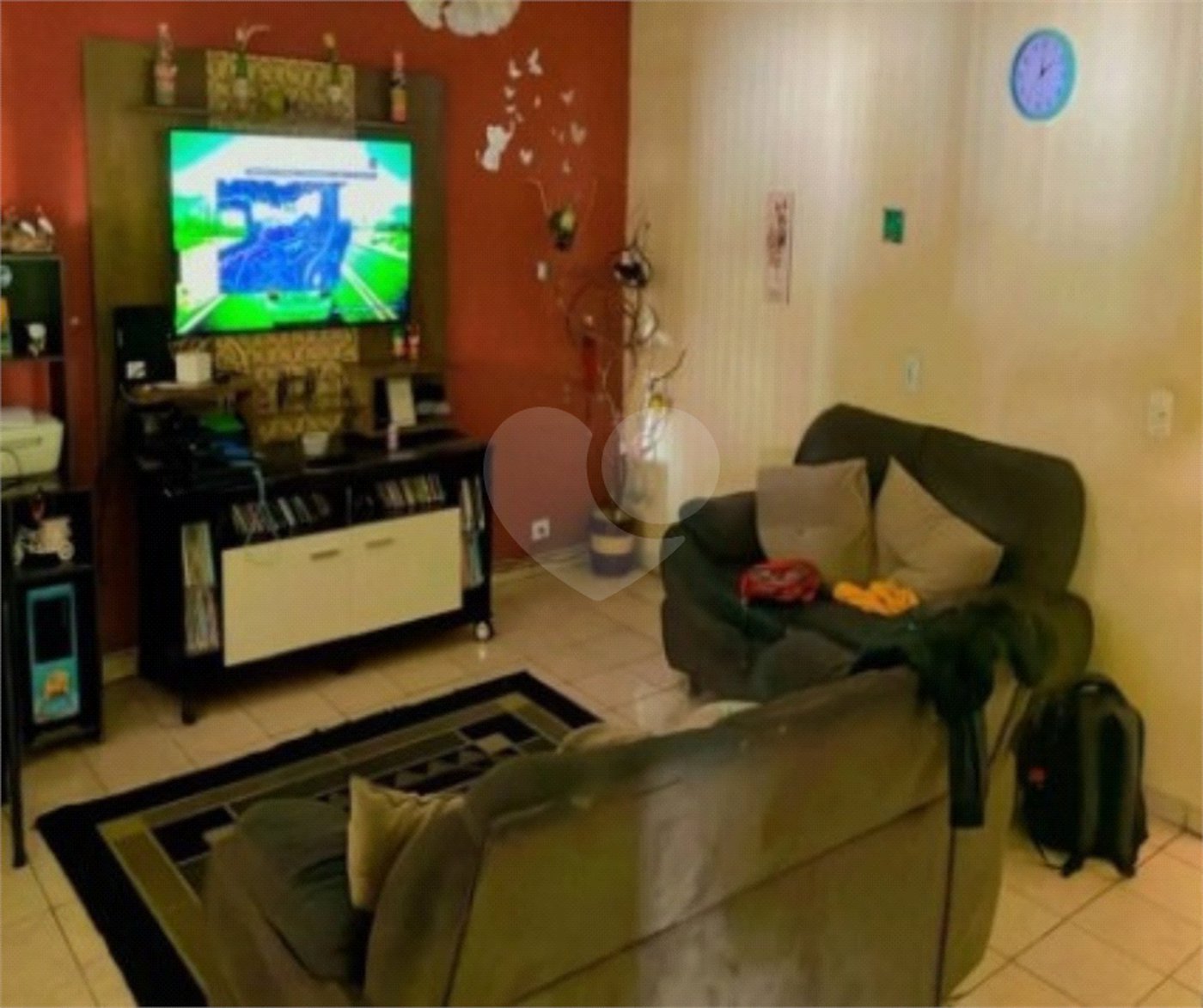 Sobrado à venda com 4 quartos, sendo 1 suíte, em Jaraguá, São Paulo, SP