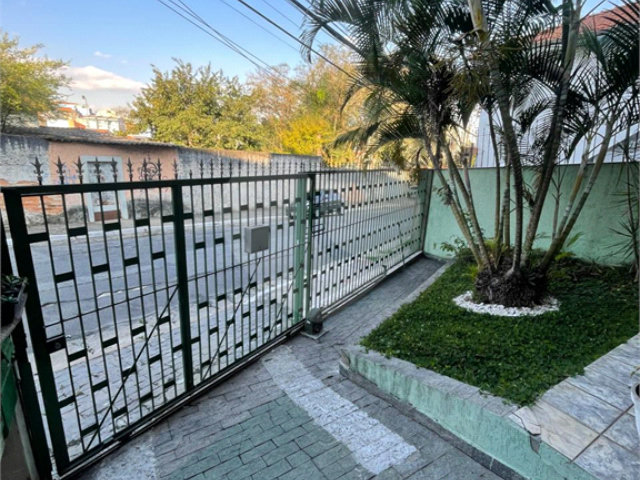 Sobrado à venda com 5 quartos, sendo 1 suíte,  em Vila Gustavo, São Paulo, SP