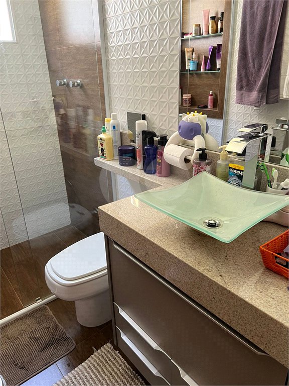 Sobrado à venda com 3 quartos, sendo 1 suíte, em Vila Alexandria, São Paulo, SP