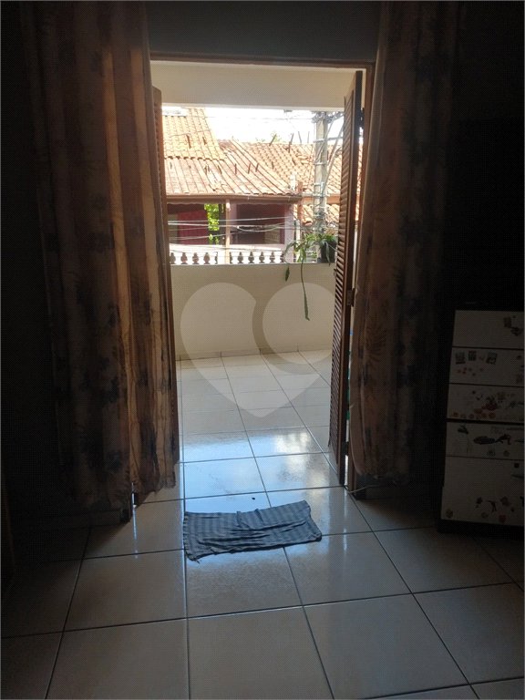 Sobrado à venda com 2 quartos em Tremembé, São Paulo, SP