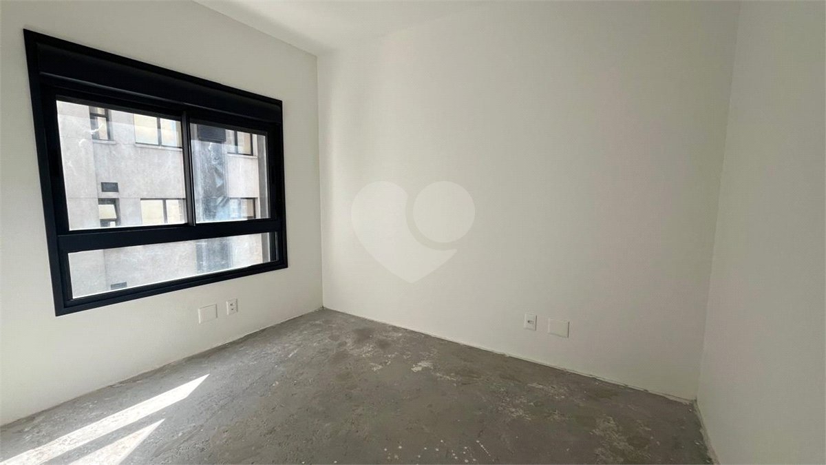 Apartamento à venda com 4 quartos, sendo 2 suítes,  em Pinheiros, São Paulo, SP