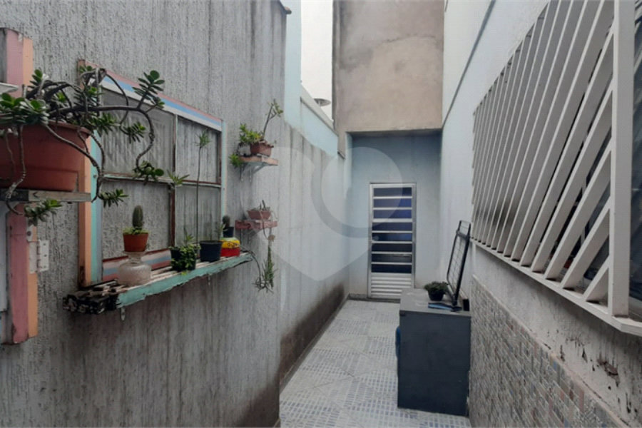 Sobrado à venda com 4 quartos, sendo 1 suíte,  em Tremembé, São Paulo, SP