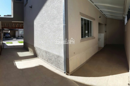Casa à Venda no Condomínio Villaggio Siriema II – Conforto e Segurança em Atibaia
