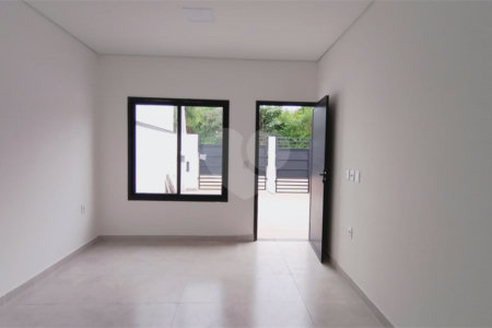 Casa de Vila à venda com 2 quartos em Jardim das Orquídeas, Sorocaba, SP