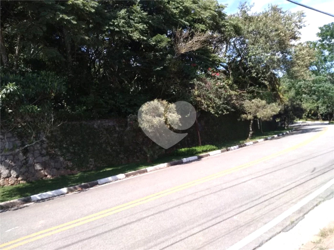 Terreno à venda no condomínio Cantareira, Mairiporã - SP