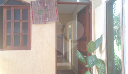 Casa à venda com 3 quartos, sendo 1 suíte,  em Água Espraiada (caucaia do Alto), Cotia, SP