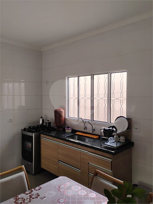 Sobrado à venda com 2 quartos, sendo 1 suíte,  em Vila Antonieta, São Paulo, SP