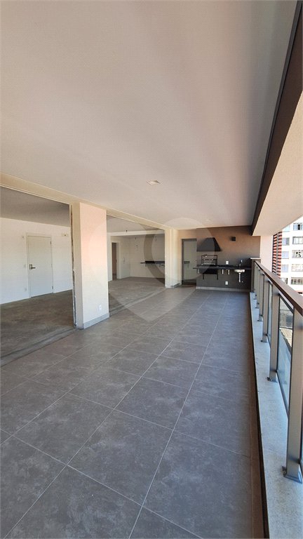 Apartamento à venda com 3 suítes em Vila Romana, São Paulo, SP