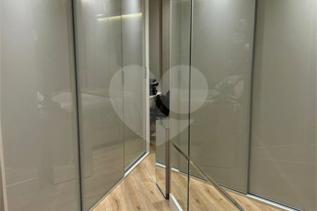Apartamento à venda com 3 quartos, sendo 1 suíte, em Vila Anastácio, São Paulo, SP