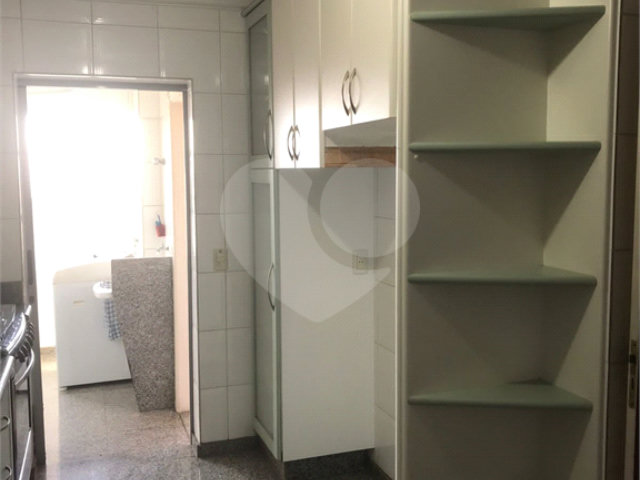 Apartamento à venda com 3 quartos, sendo 1 suíte,  em Vila Paulicéia, São Paulo, SP