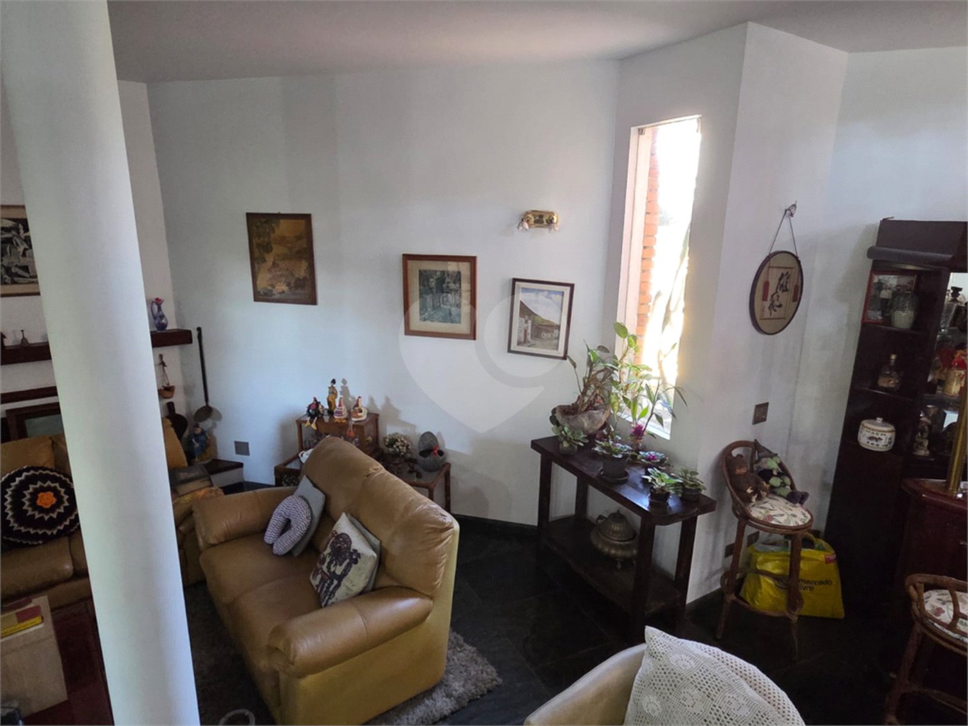 Casa à venda com 4 quartos, sendo 2 suítes, em Cidade São Francisco, São Paulo, SP