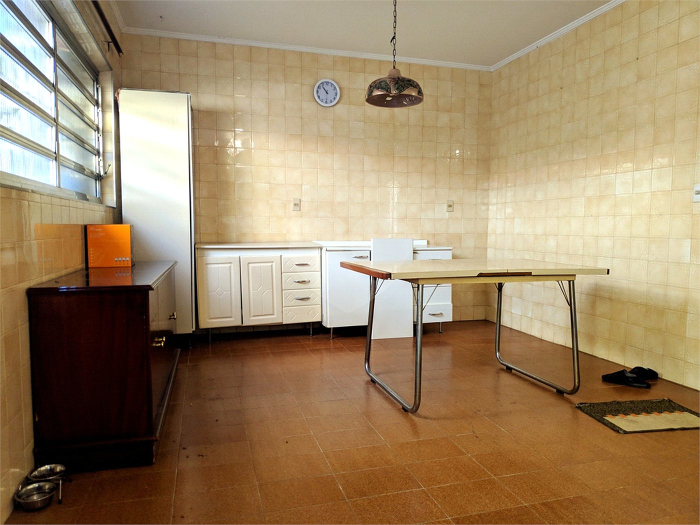 Sobrado à venda com 5 quartos, sendo 1 suíte,  em Vila Nova Conceição, São Paulo, SP