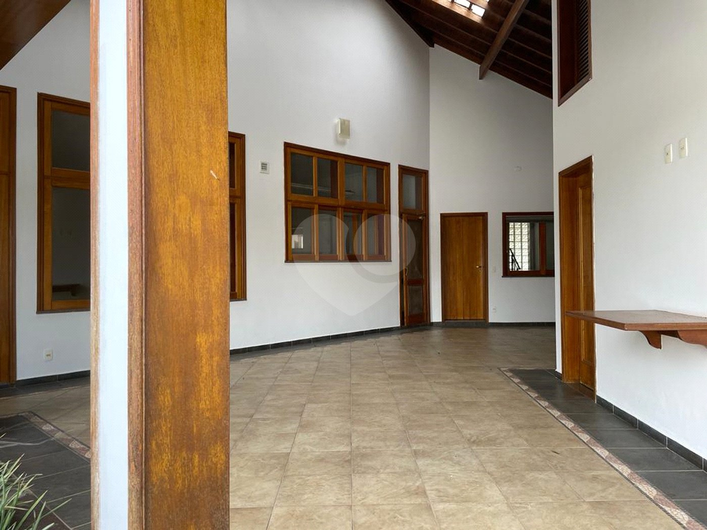 Casa à venda com 4 suítes no condomínio São Joaquim, Vinhedo - SP