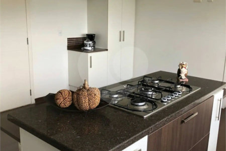 Casa à venda com 5 quartos, sendo 4 suítes, no condomínio Sol Vinhedo, Vinhedo - SP