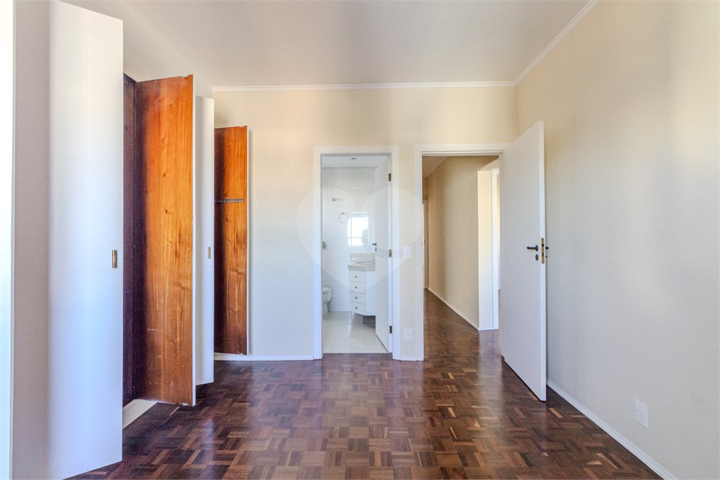 Apartamento para alugar com 3 quartos, sendo 1 suíte, em Vila Hamburguesa, São Paulo, SP