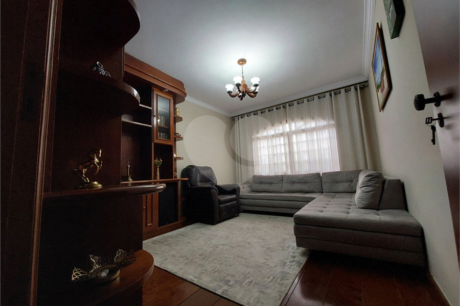 Casa à venda com 3 suítes em Vila Pereira Barreto, São Paulo, SP