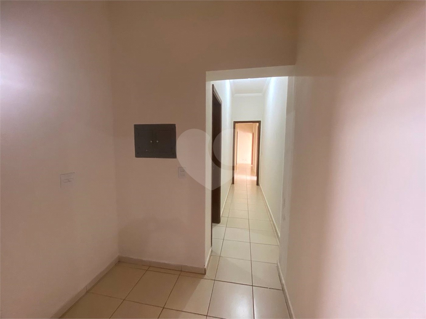 Casa à venda com 3 quartos em Jardim do Carmo, Araraquara, SP