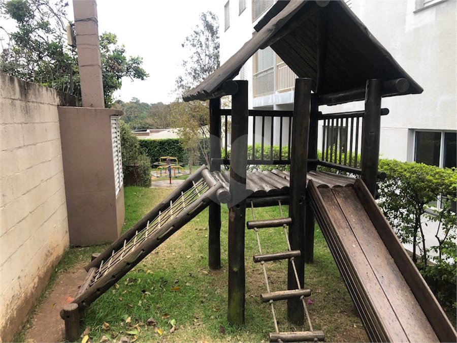 Apartamento à venda com 3 quartos, sendo 1 suíte,  em Jardim Amaralina, São Paulo, SP