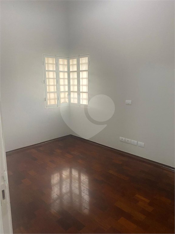 Sobrado à venda ou para alugar com 3 quartos, sendo 1 suíte, no Centro, Salto, SP