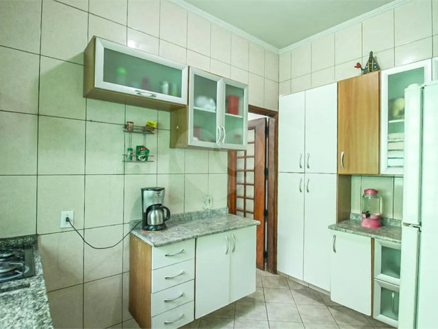 Sobrado para alugar com 3 quartos, sendo 2 suítes,  em Jaraguá, São Paulo, SP