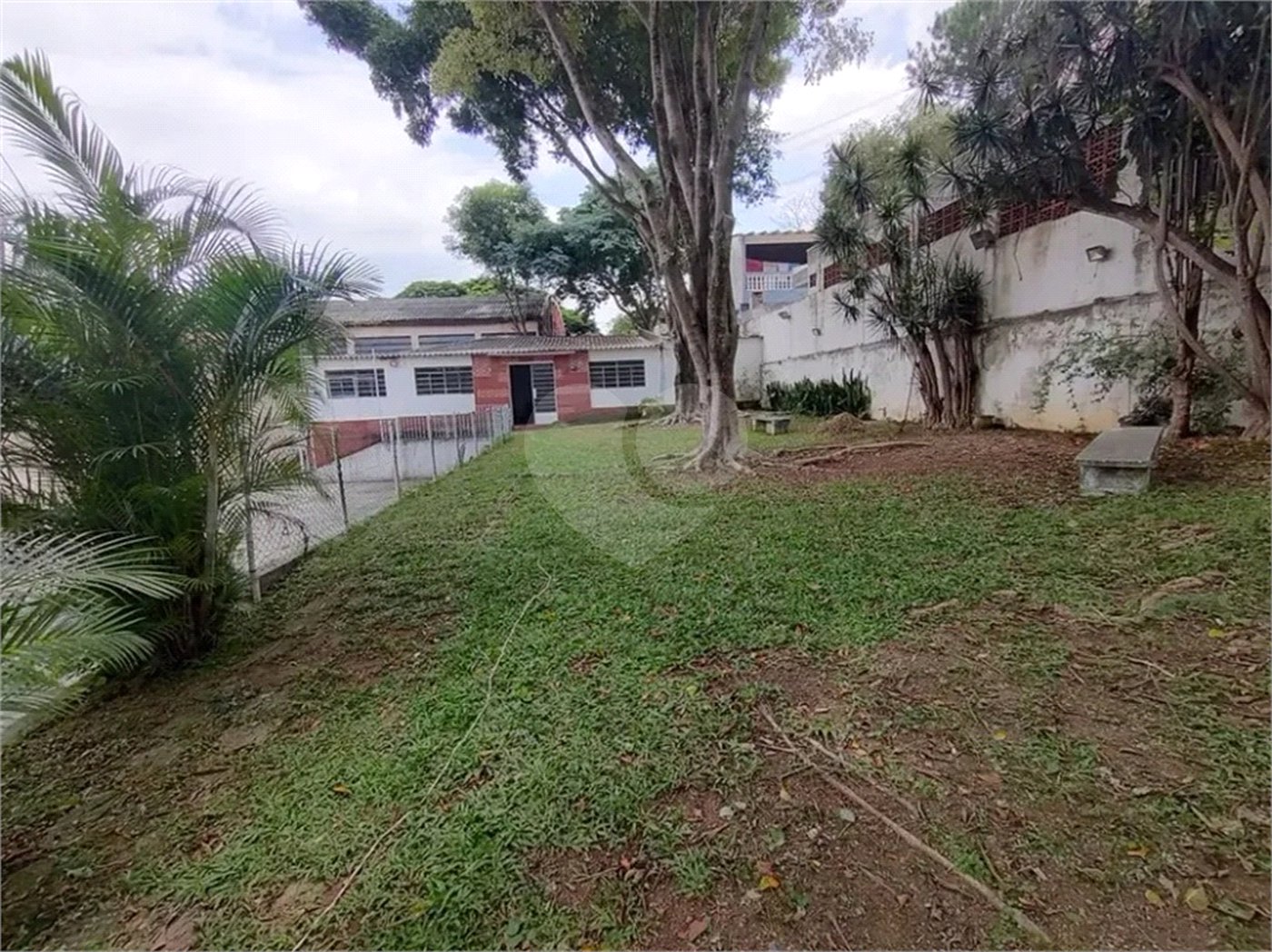 Casa de Vila à venda com 3 quartos, sendo 1 suíte,  em Jardim Esmeralda, São Paulo, SP