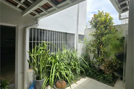 Sobrado à venda com 3 quartos, sendo 1 suíte, em Chácara Santo Antônio, São Paulo, SP