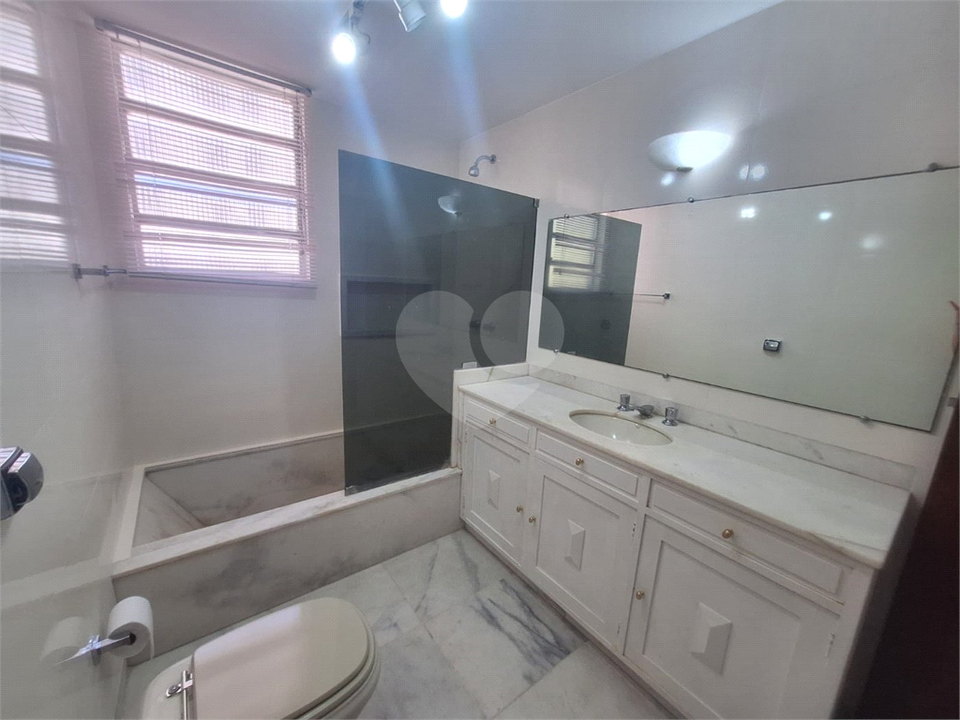 Apartamento à venda com 3 quartos, sendo 1 suíte, em Tijuca, Rio de Janeiro, RJ