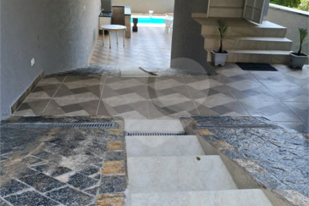 Casa para alugar com 4 suítes em Jardim Maristela, Atibaia, SP
