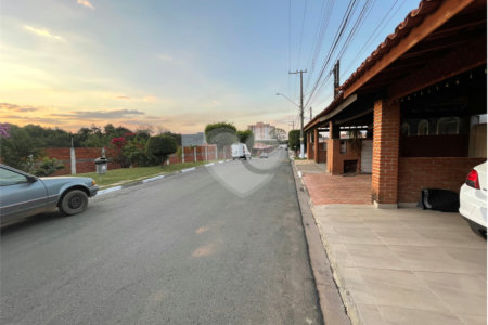 Casa à venda com 3 quartos no condomínio Residencial Dona Lilla, Itu - SP