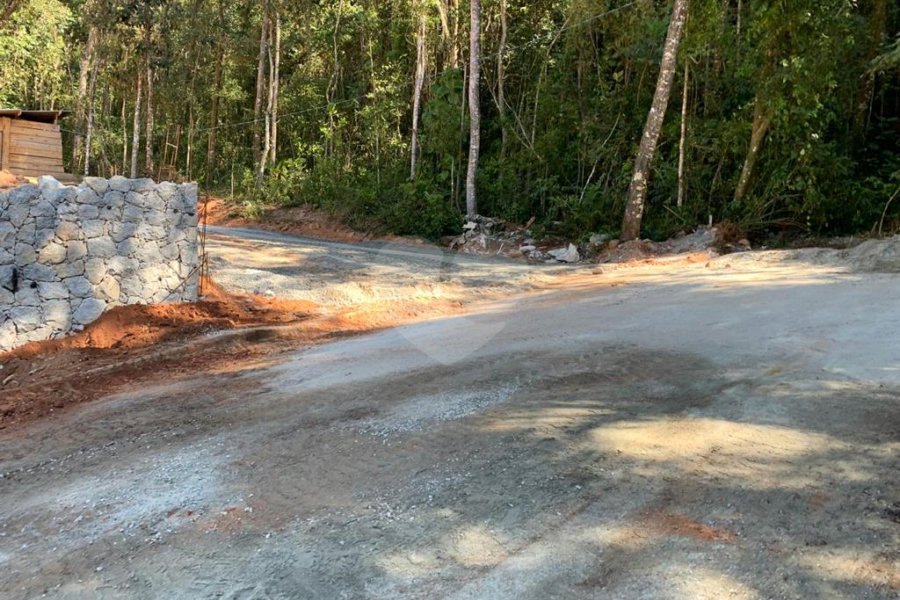 Terreno à venda no condomínio Sausalito, Mairiporã - SP