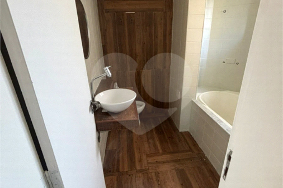 Apartamento à venda ou para alugar com 1 suíte em Morumbi, São Paulo, SP