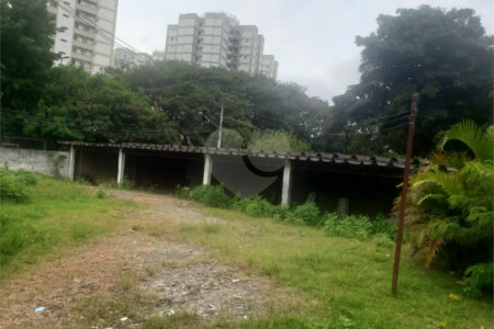Terreno à venda em Jardim Marajoara, São Paulo, SP
