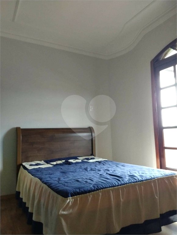 Sobrado à venda com 3 quartos, sendo 1 suíte,  em Jardim Santa Rita de Cássia, Suzano, SP