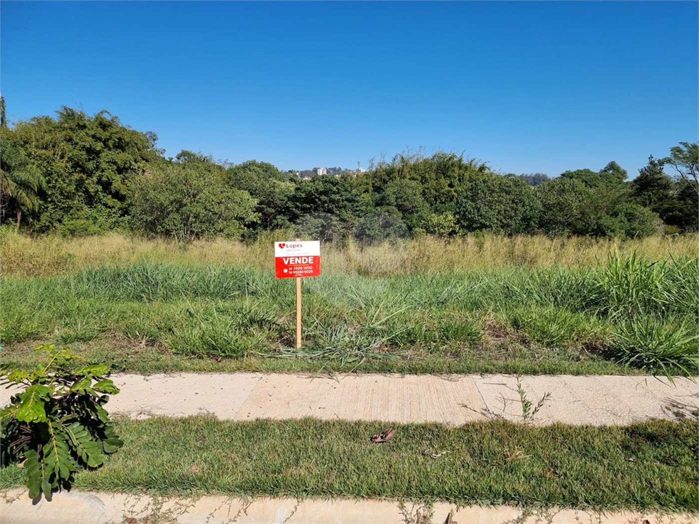 Terreno à venda no condomínio Residencial São João, Vinhedo - SP