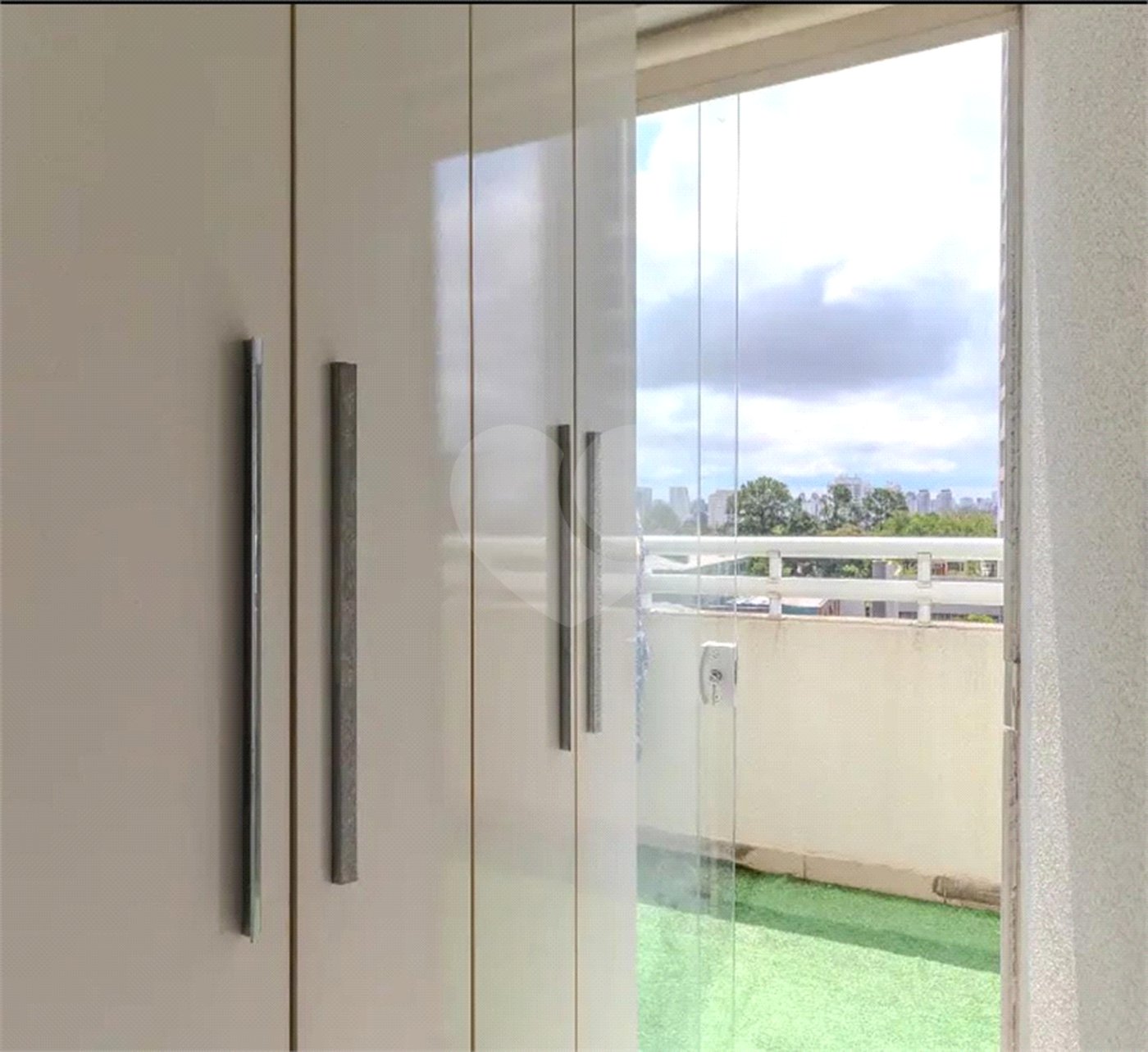 Apartamento à venda com 2 quartos, sendo 1 suíte, em Alto da Boa Vista, São Paulo, SP